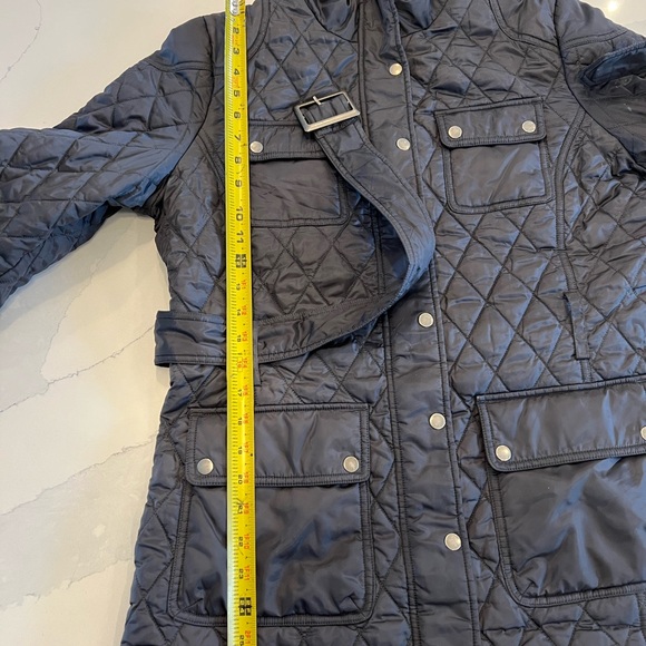 Banana Republic light winter coat with belt - Picture 14 of 14